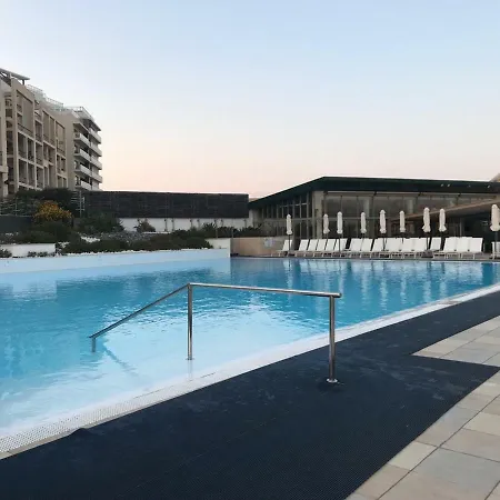 Cozy 2 Bedroom In Slima Tigne Point *