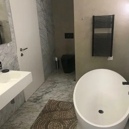 Cozy 2 Bedroom In Slima Tigne Point Apartament Sliema